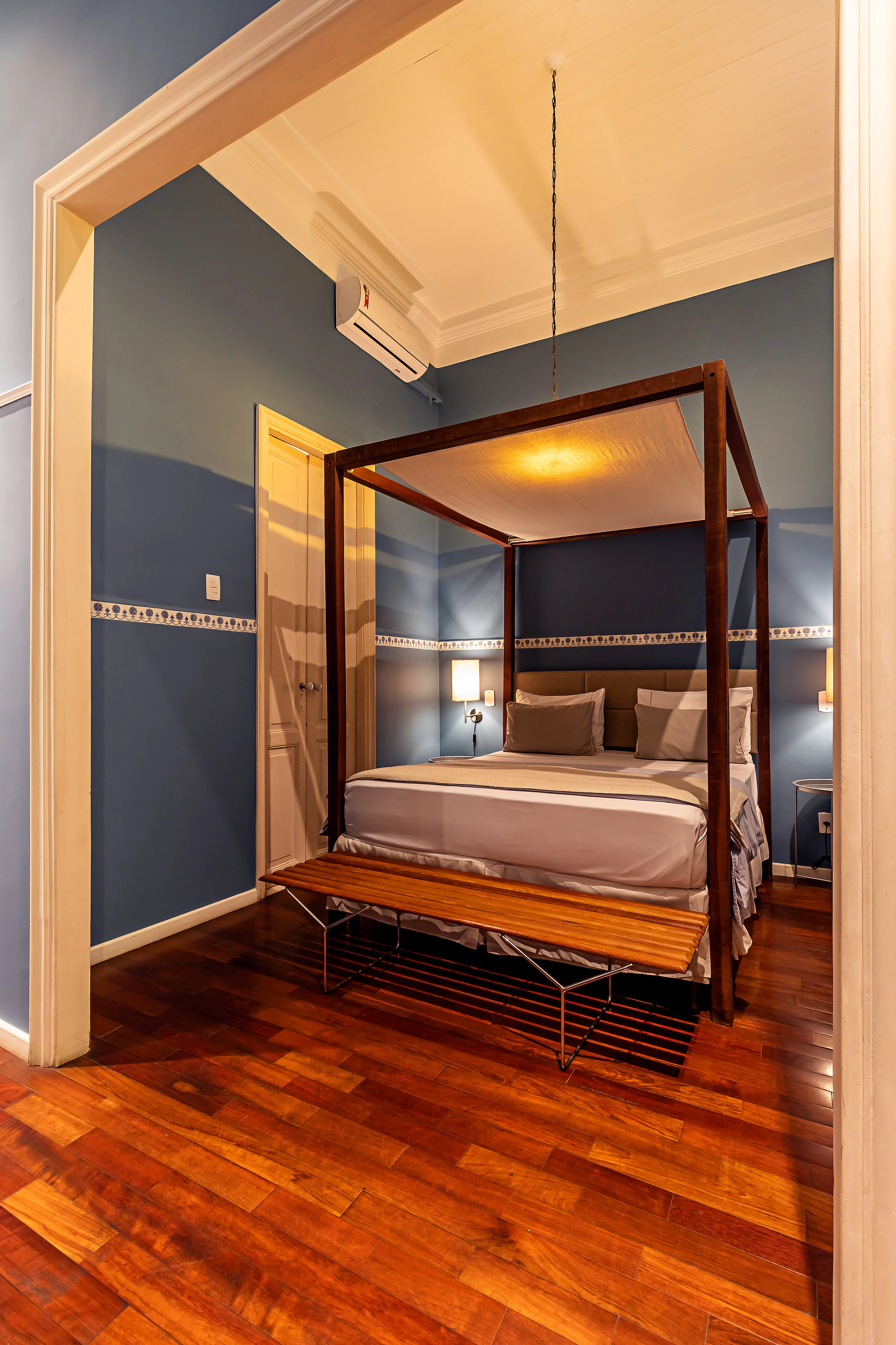 Quarto Açafrão da Casa Gerânio
